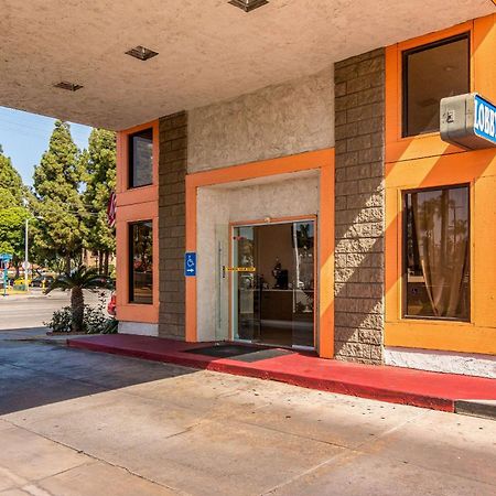 Rodeway Inn Artesia Cerritos מראה חיצוני תמונה