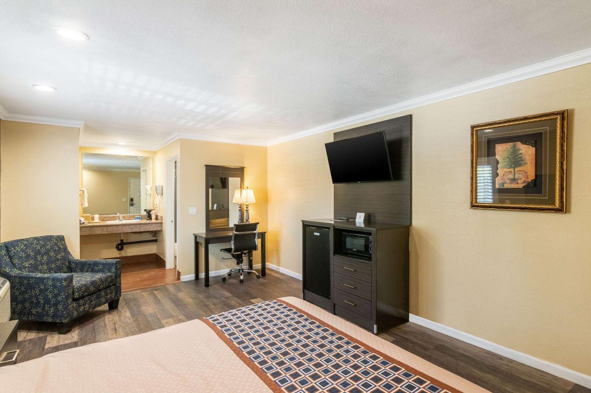 Rodeway Inn Artesia Cerritos מראה חיצוני תמונה