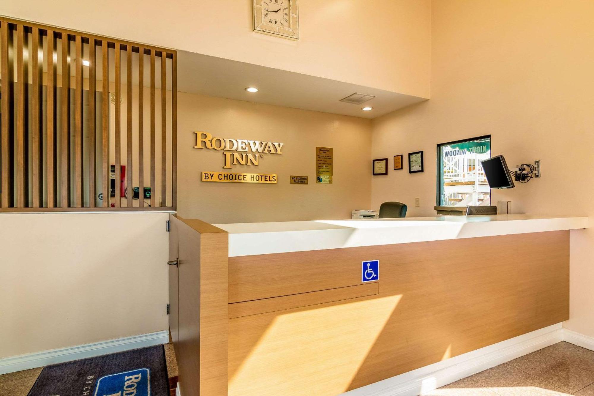 Rodeway Inn Artesia Cerritos מראה חיצוני תמונה
