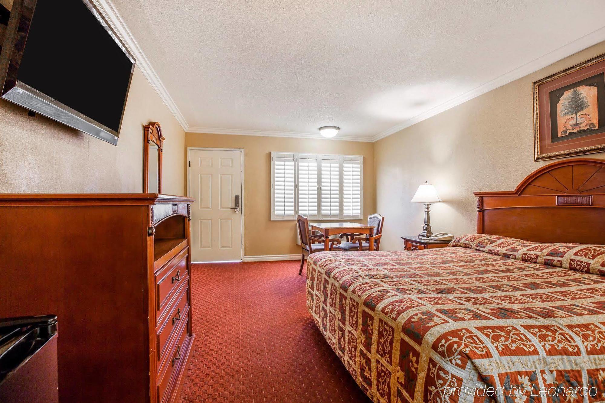 Rodeway Inn Artesia Cerritos מראה חיצוני תמונה